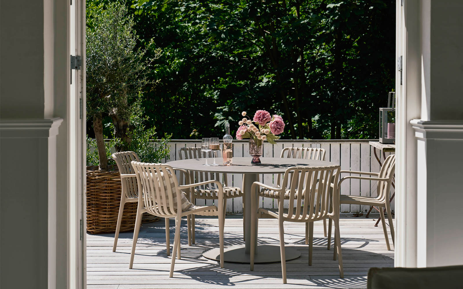 Nivå havebord Ø140